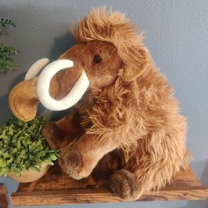 Douglas Cuddle Toy Tundra Wooly Mammoth Brown Fuzzy Tusks Plush Stuffed Animal
